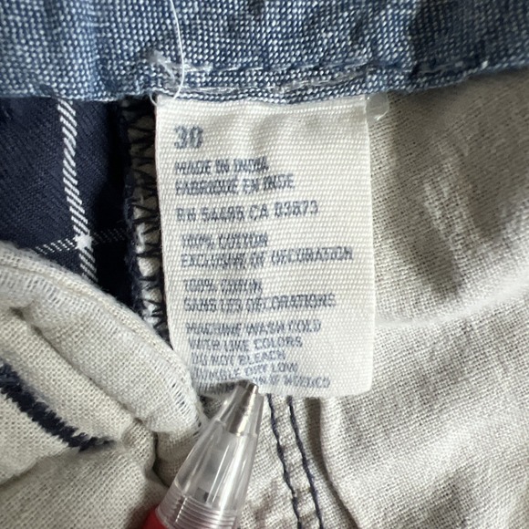 American Eagle Mens Shorts Classic Length Casual Size 30 Blue Plaid - Picture 6 of 9